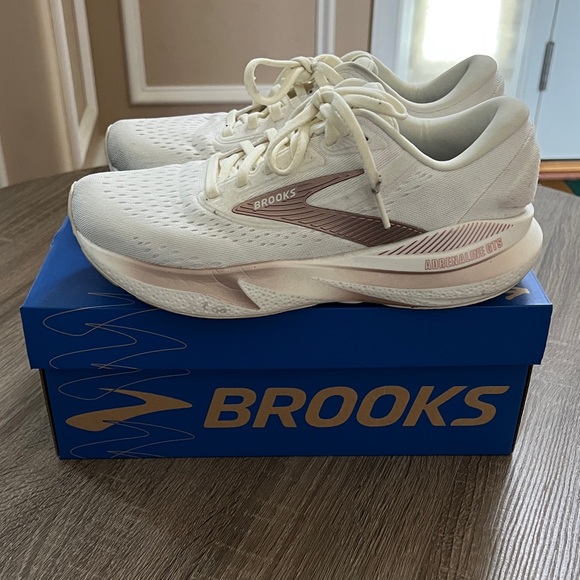 Brooks Shoes - Brooks Adrenaline GTS Running Sneakers